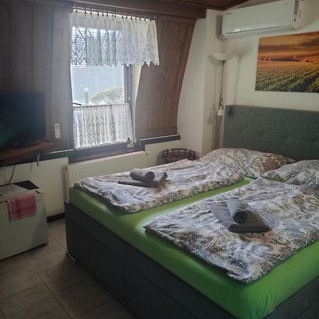 Penzion Rony Radejov Buitenkant foto